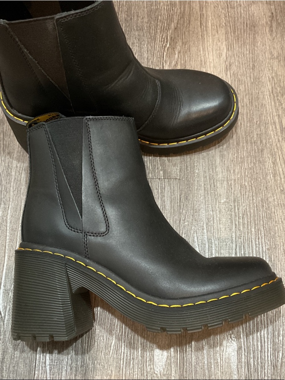 Authentic 💯 DOC MARTENS Black Heeled Chelsea Boots with Yellow Stitching - Women